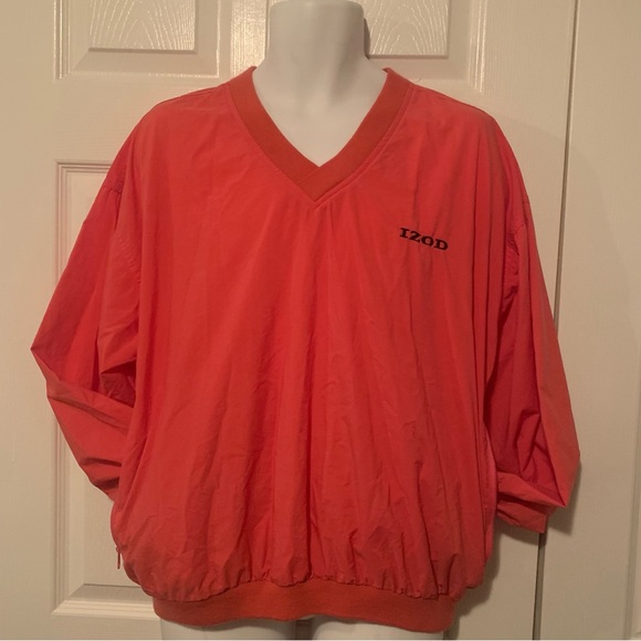 IZOD nylon pullover. Medium - Picture 1 of 6